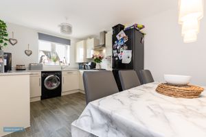 Kitchen/Diner- click for photo gallery